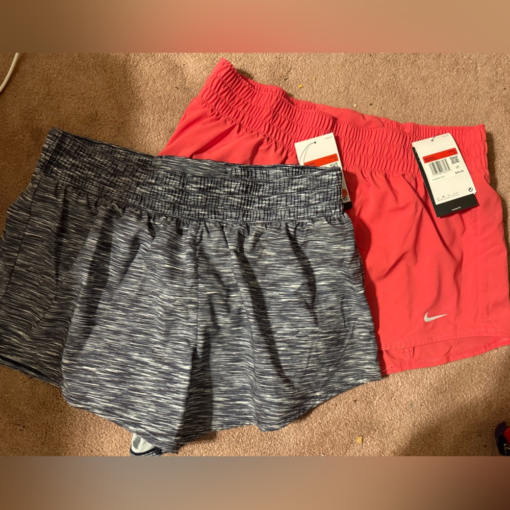 Nike Women’s Shorts NEW Large or XL Women’s 2 Pairs Shorts